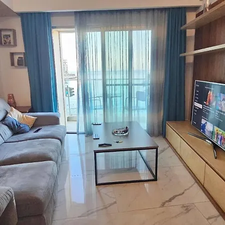 Stunning Seaview By Spinola Bay